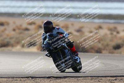 media/Dec-18-2022-SoCal Trackdays (Sun) [[8099a50955]]/Turn 7 Backside (1125am)/